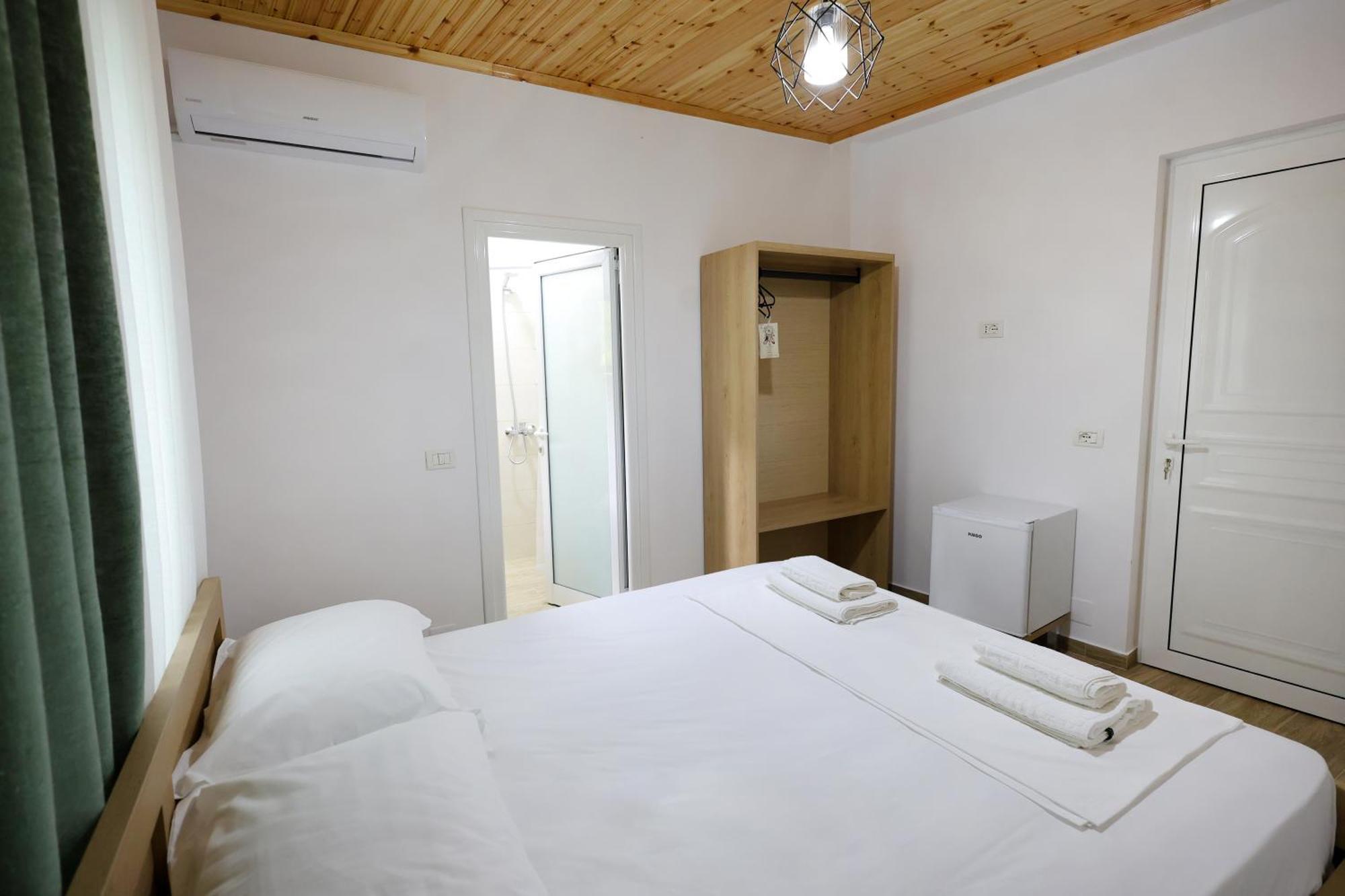 Hotel Vila Vreko B&B بيرات المظهر الخارجي الصورة
