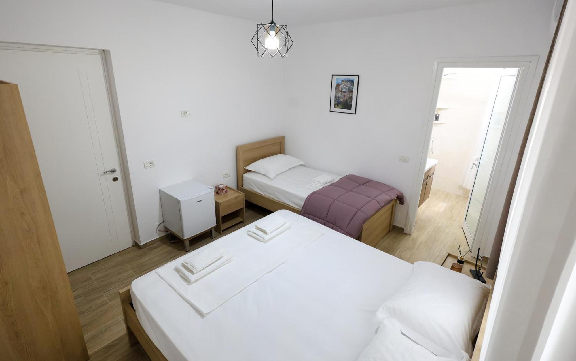 Hotel Vila Vreko B&B بيرات المظهر الخارجي الصورة