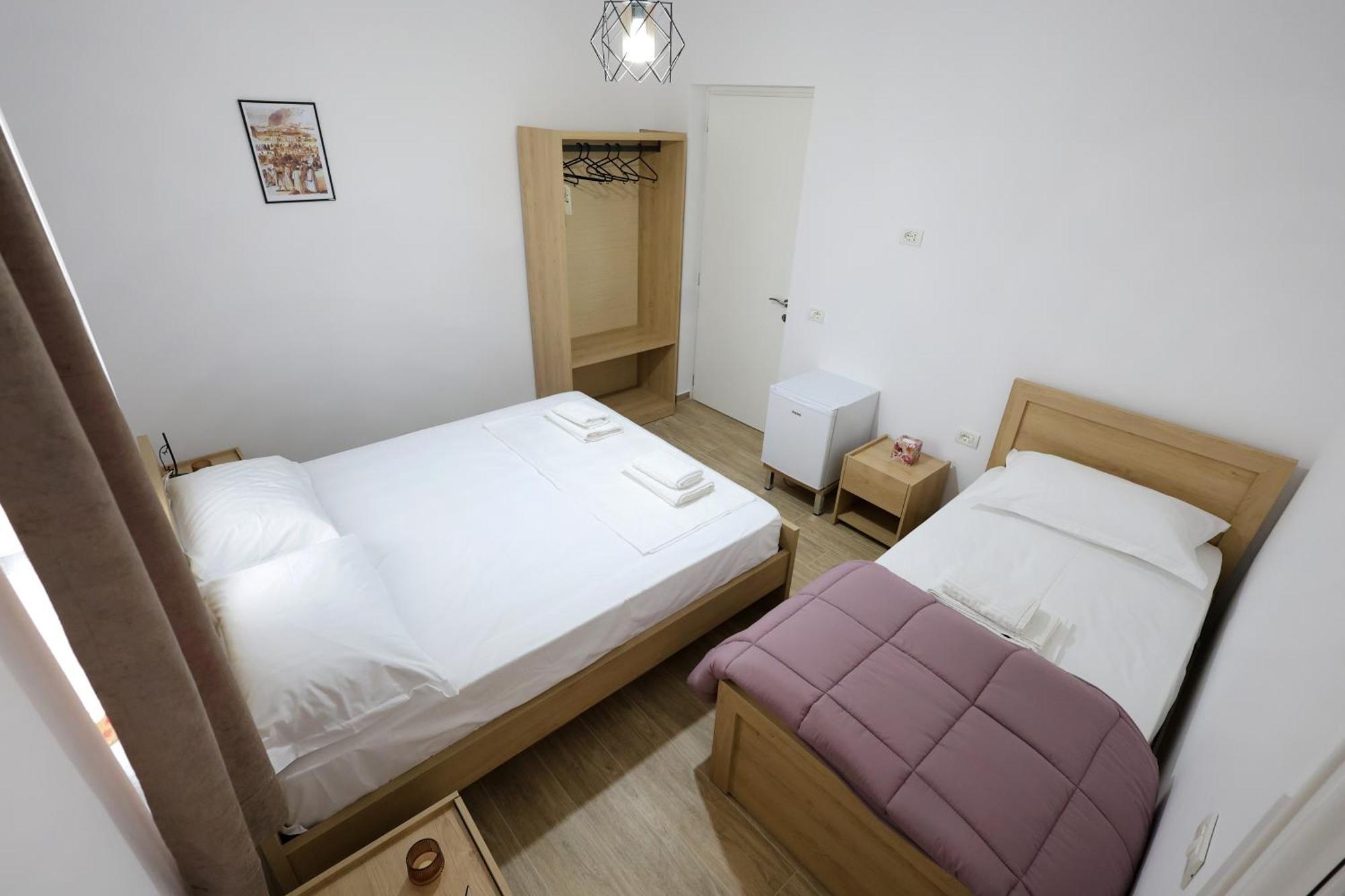 Hotel Vila Vreko B&B بيرات المظهر الخارجي الصورة