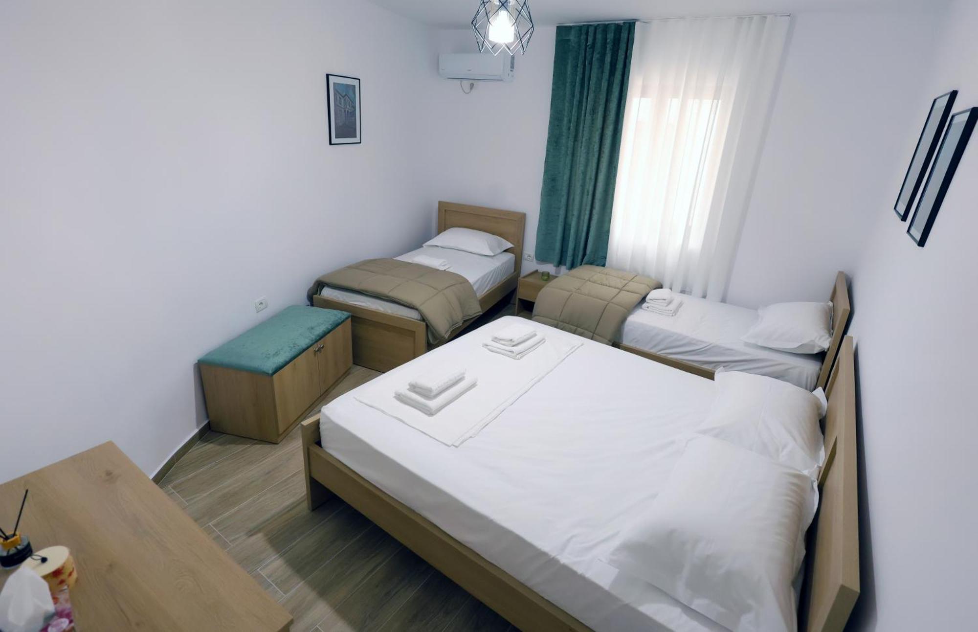 Hotel Vila Vreko B&B بيرات المظهر الخارجي الصورة